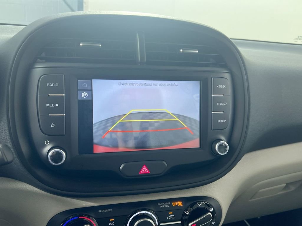 Used 2022 Red Kia LX image 27