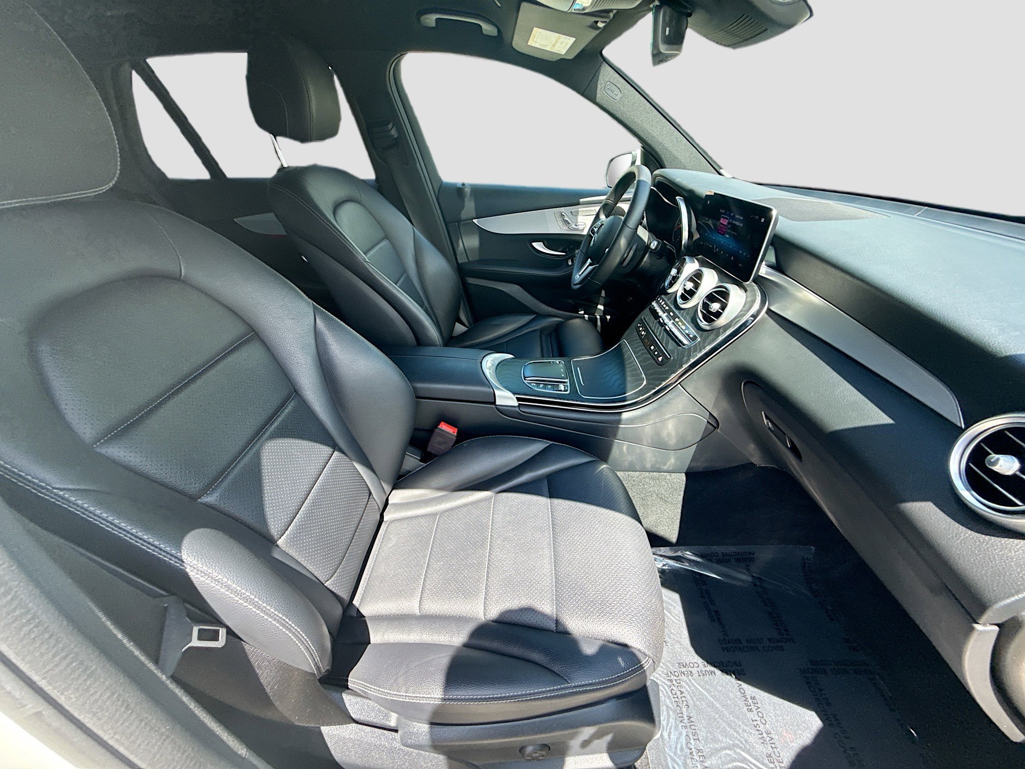 2022 Mercedes-Benz GLC GLC300 - Photo 31