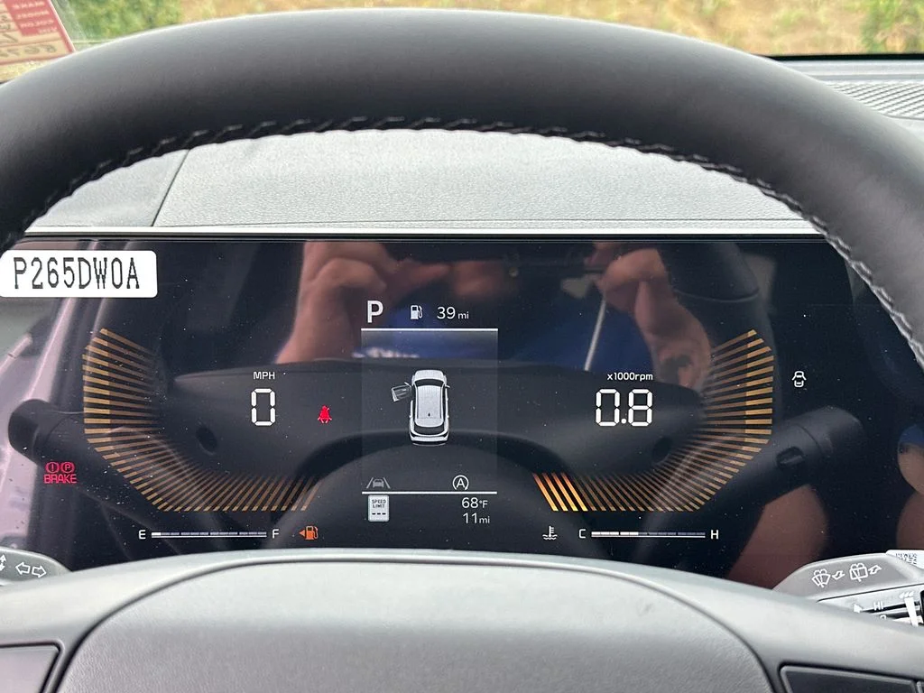 New 2026 White Kia LX image 27