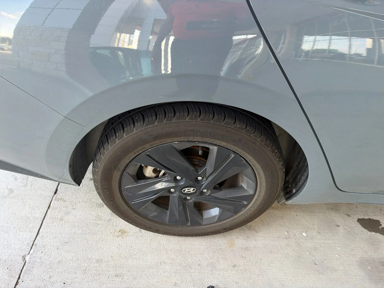 Used 2023 Gray Hyundai SEL image 15