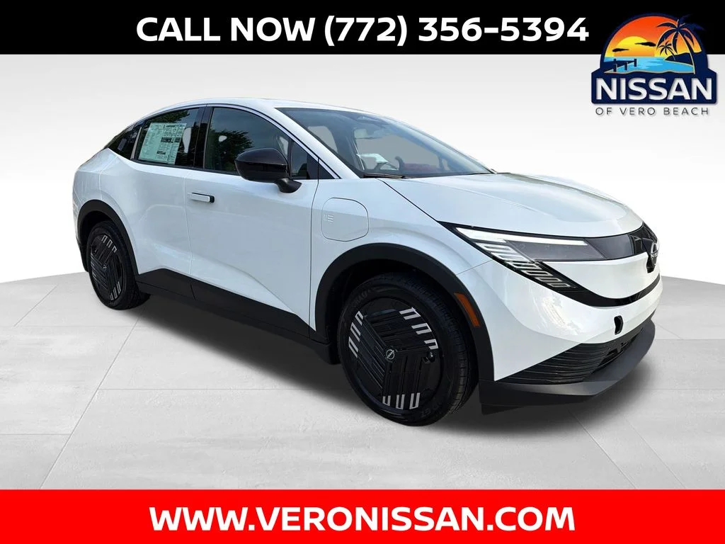 2026 Nissan Leaf S+'s photo