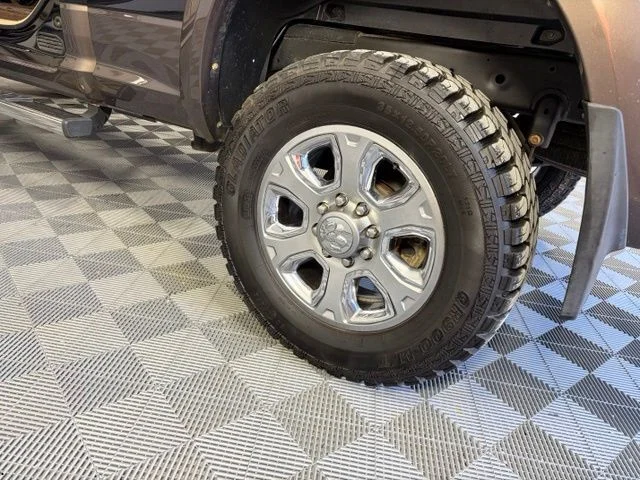 Used 2018 Black Ram Laramie image 46