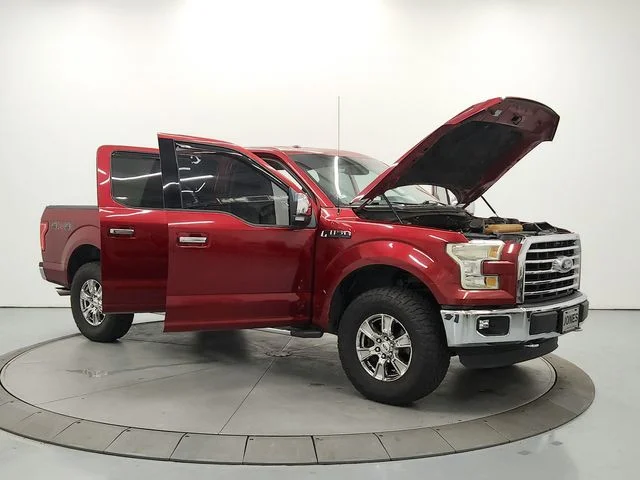 Used 2015 Red Ford XLT image 9