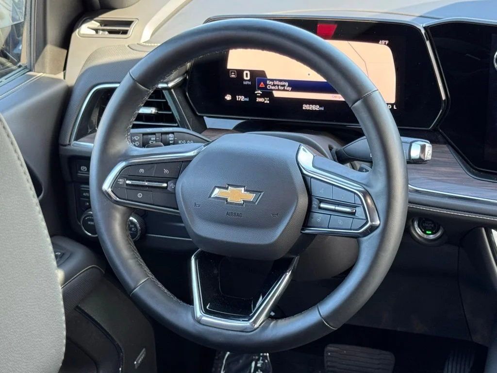 Used 2025 Gray Chevrolet Premier image 29