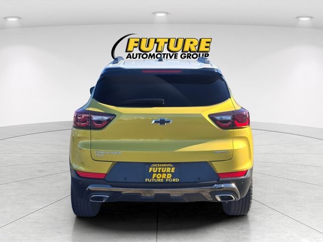 Used 2024 Yellow Chevrolet ACTIV image 5