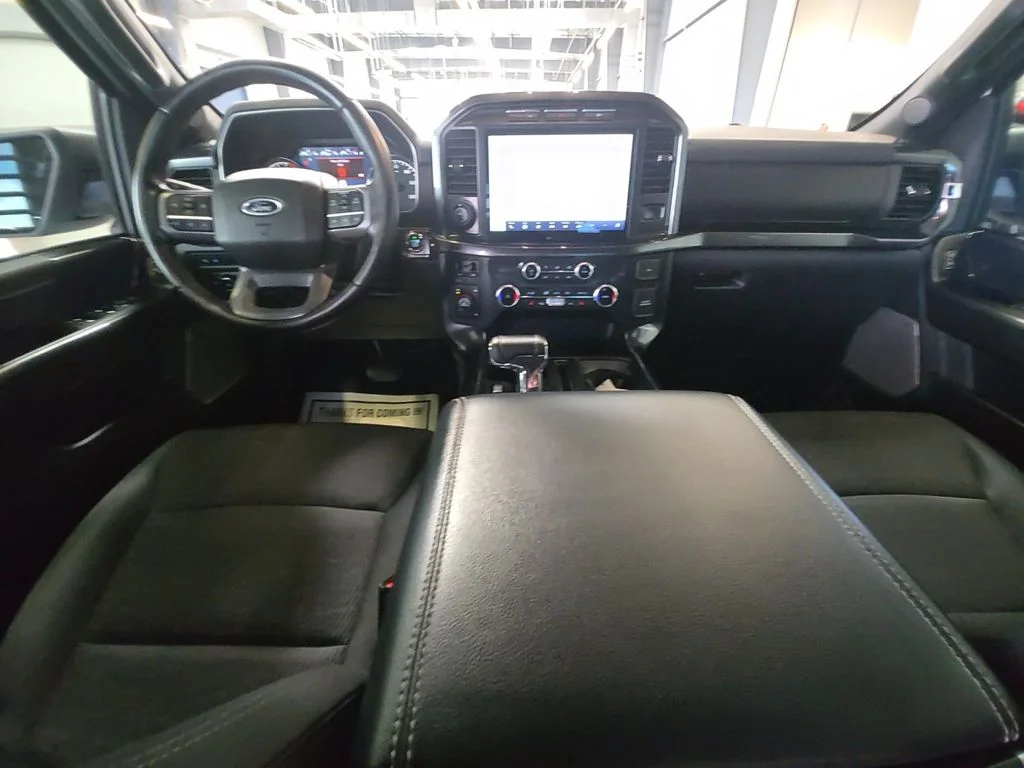 Used 2022 White Ford XLT image 21