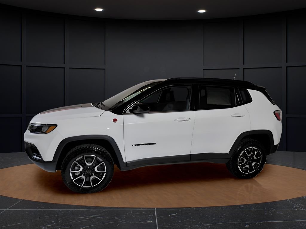 New 2026 Bright White Clear-Coat Exterior Paint Jeep Trailhawk image 4