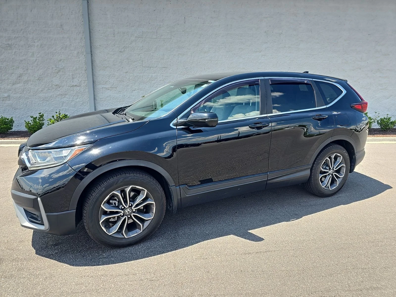 Used 2020 Crystal Black Pearl Honda EX-L image 1