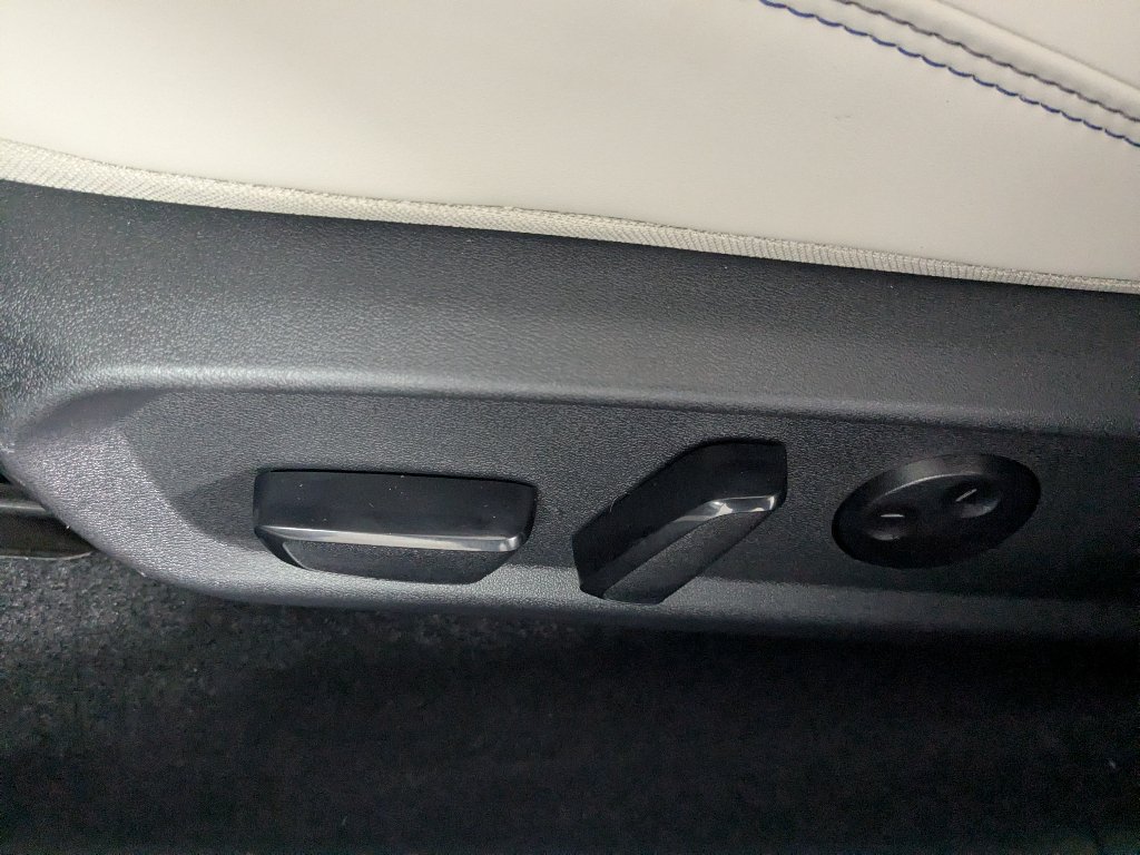 2026 Nissan Sentra SL - Photo 12