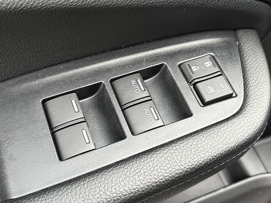 Used 2022  Honda Special Edition image 16