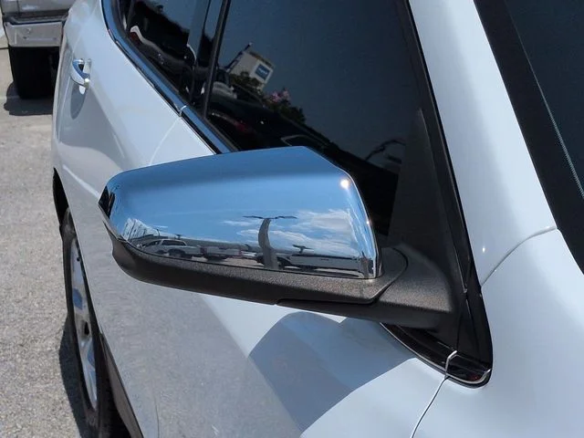 Used 2021 White Chevrolet Premier image 12