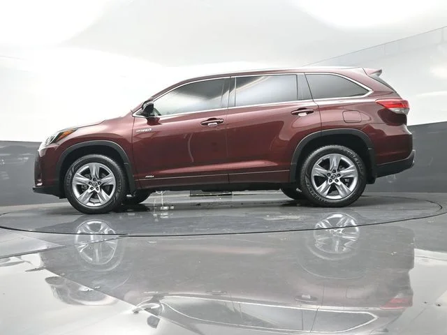 Used 2019 Red Toyota Limited image 55