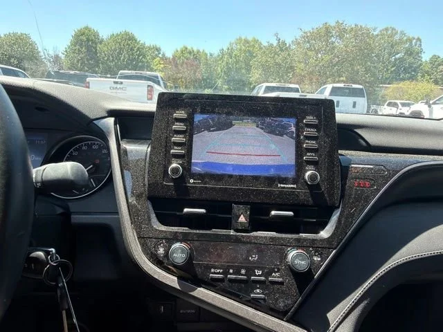 Used 2022 White Toyota SE image 32