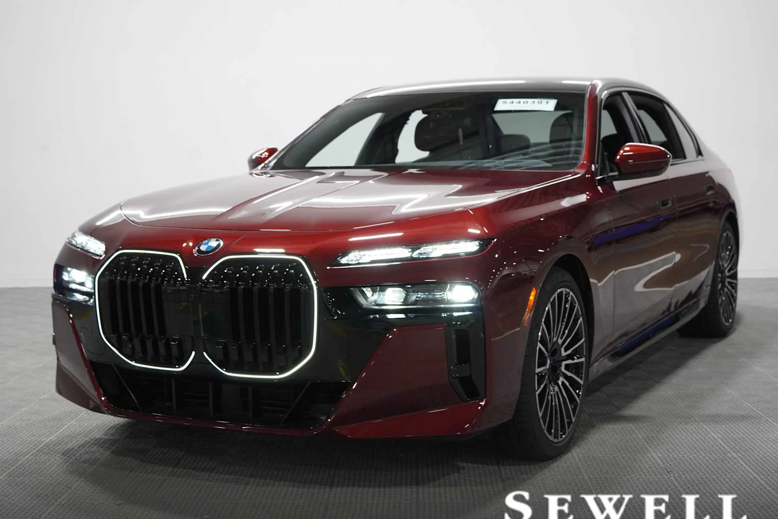 2026 BMW 7 Series 740i