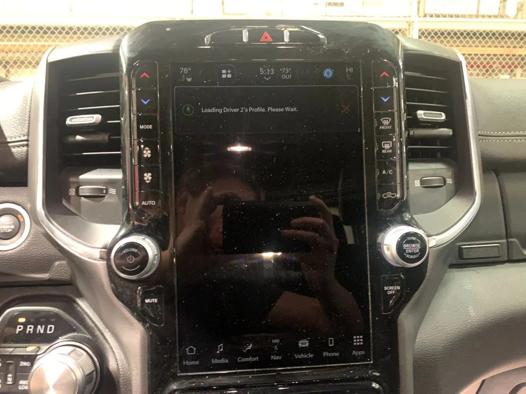 Used 2024 Silver Ram Laramie image 21