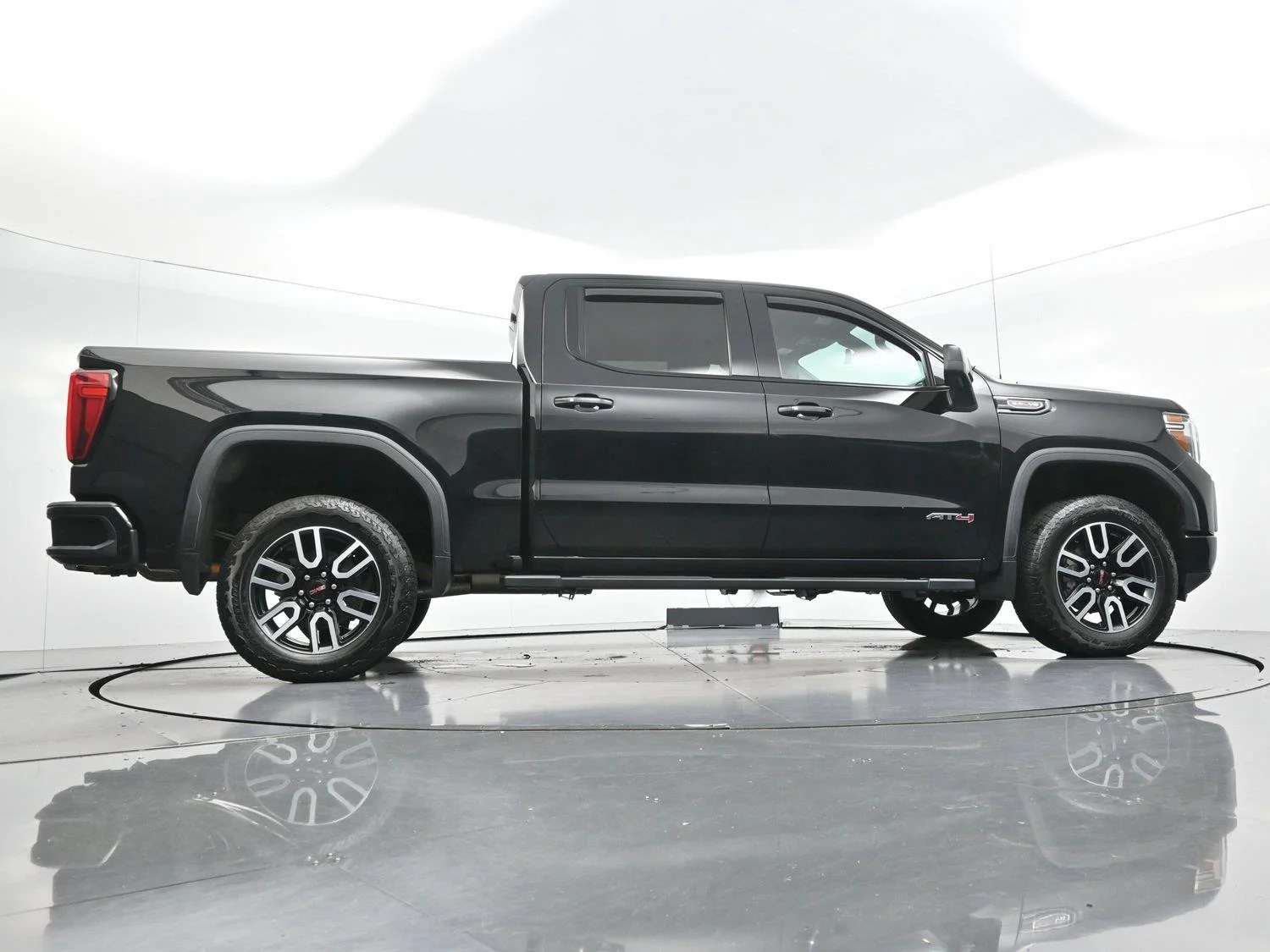 Used 2020 ONYX BLACK GMC AT4 image 54