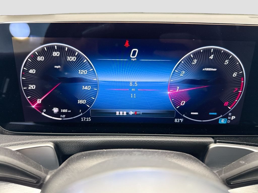 New 2026 Mountain Grey Metallic Mercedes-Benz GLB 250 image 32