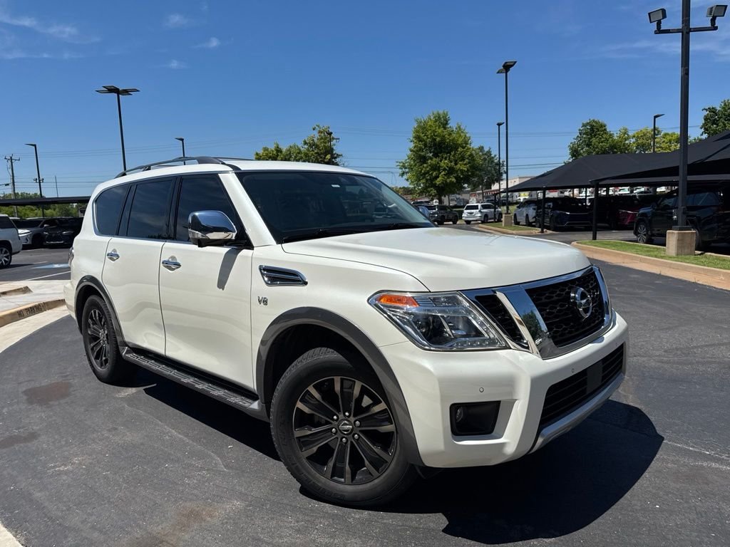 Used 2018 White Nissan Platinum image 3