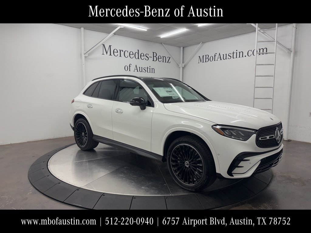 2026 Mercedes-Benz GLC GLC 300's photo