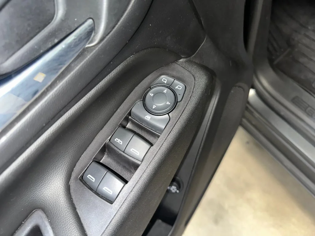 2019 Chevrolet Equinox LT - Photo 9