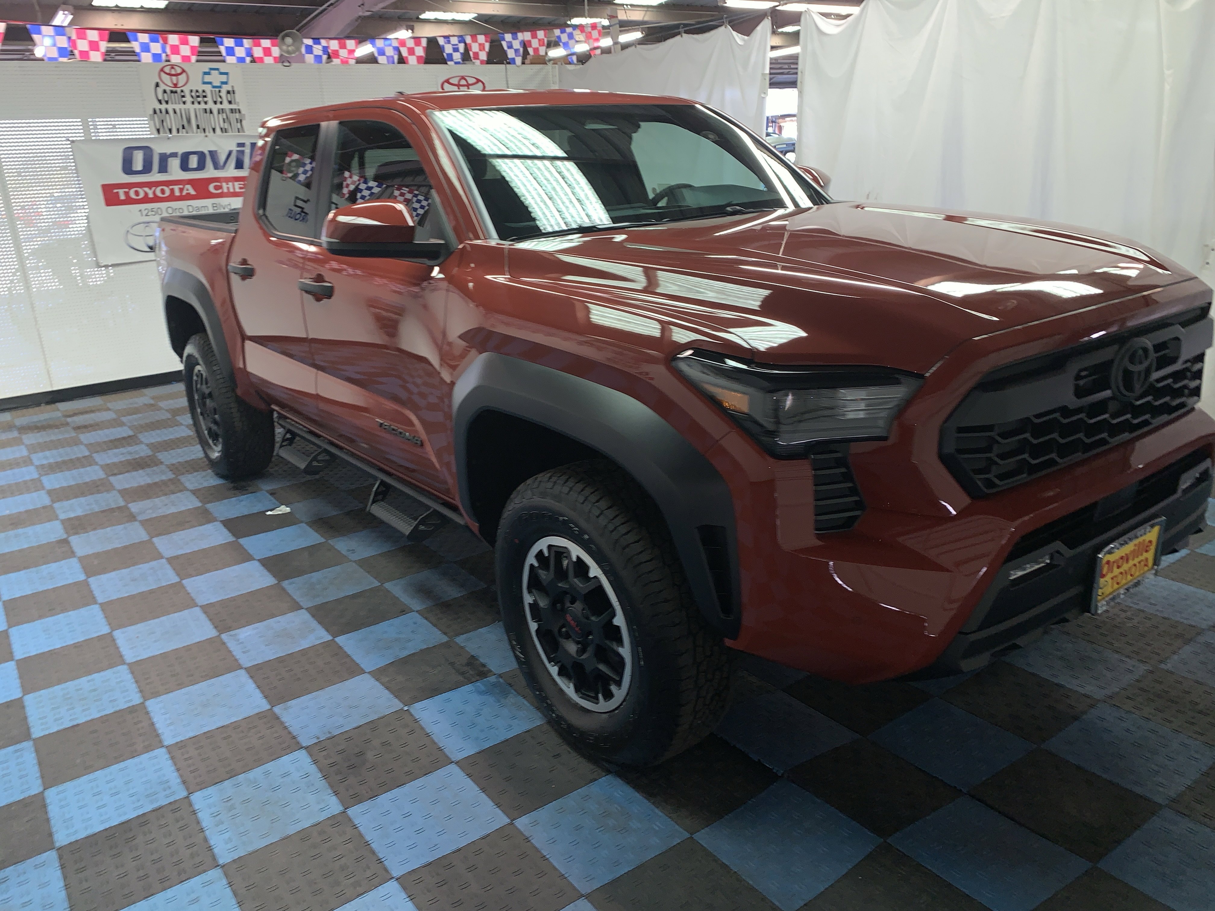 2025 Toyota Tacoma TRD Off Road - Photo 6