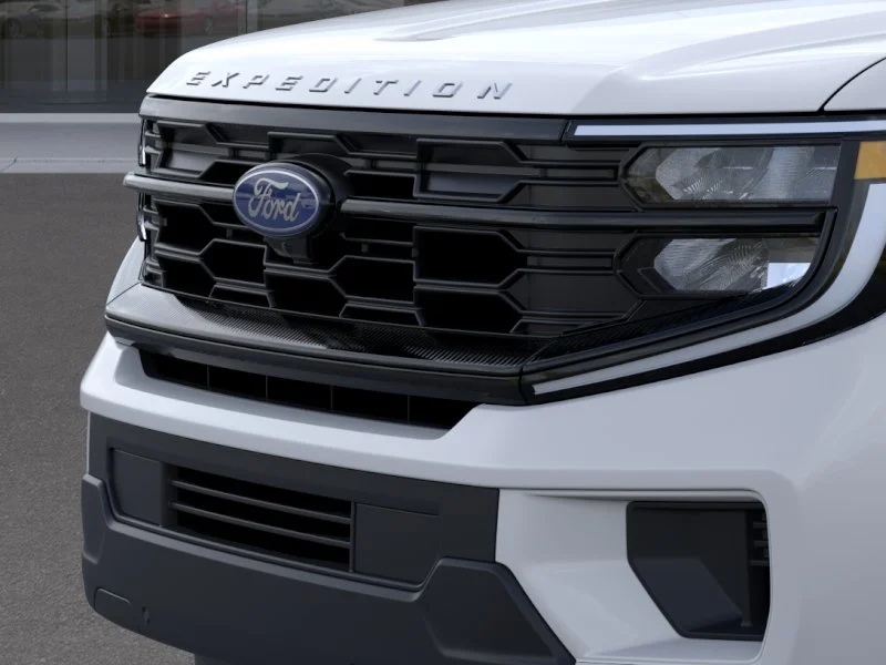New 2026 Oxford White Ford Active image 17