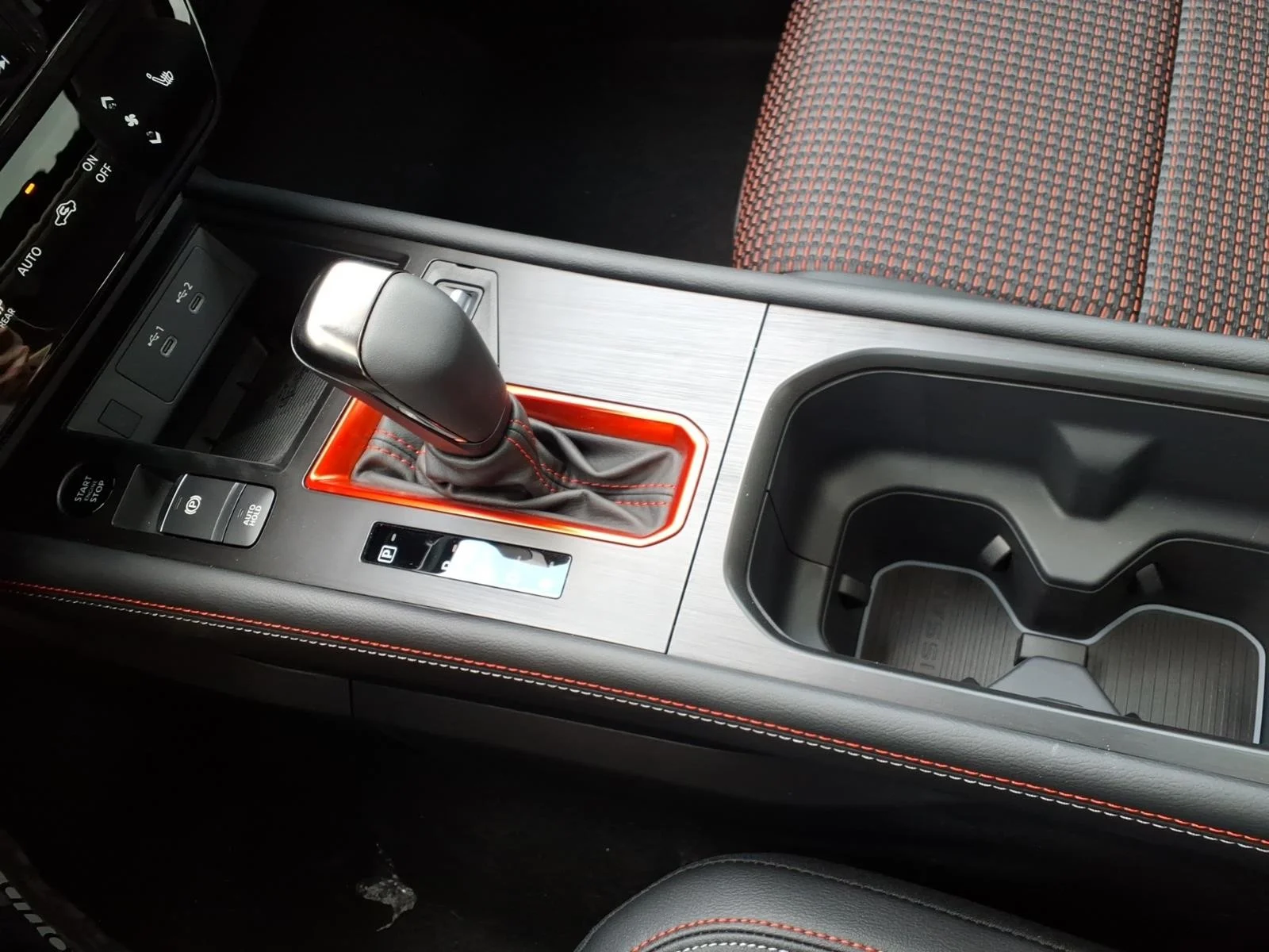2026 Nissan Kicks SR White at Robbins Nissan