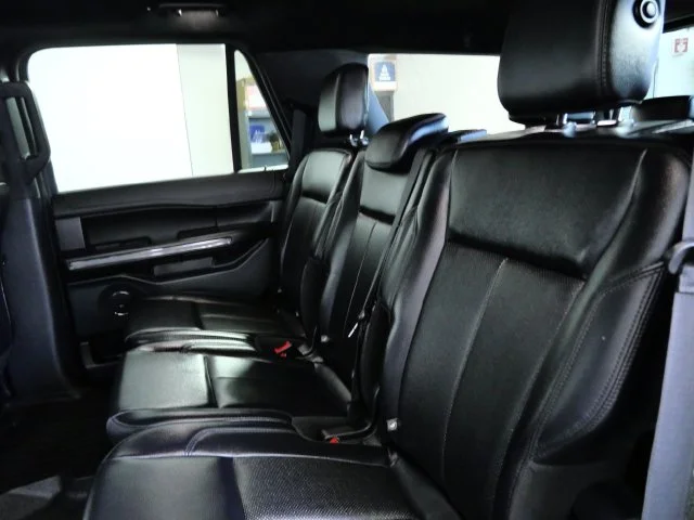 Used 2019 Black Ford XLT image 14