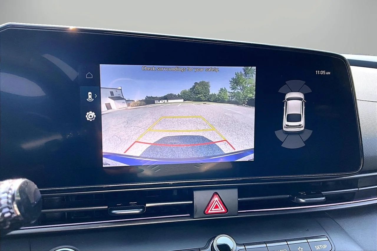 Used 2025 Blue Hyundai Base image 13