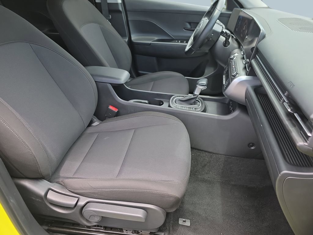 Used 2025 Yellow Hyundai SEL image 23