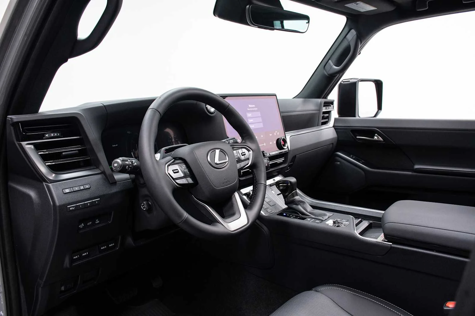 Certified Used 2026 INCOGNITO (1L8) / BLACK ( Lexus Overtrail+ image 17