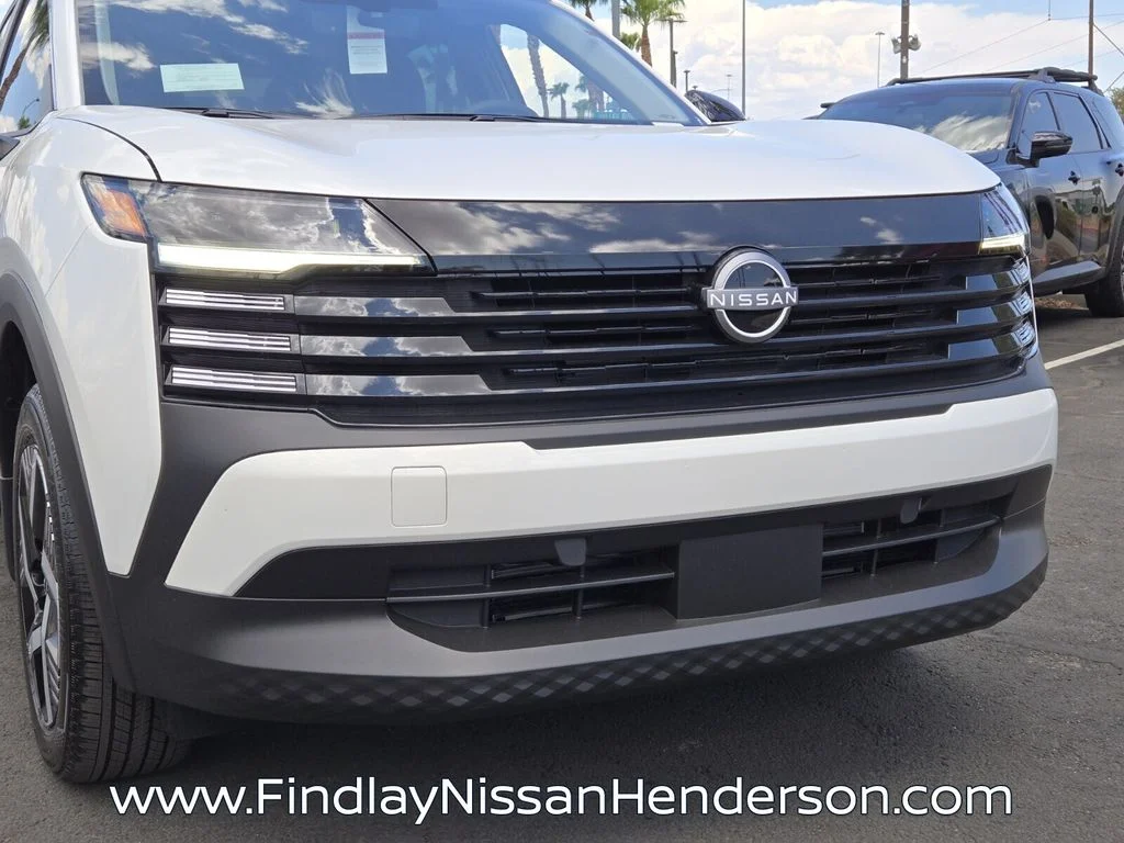 New 2026 Aspen White TriCoat Nissan SV image 9