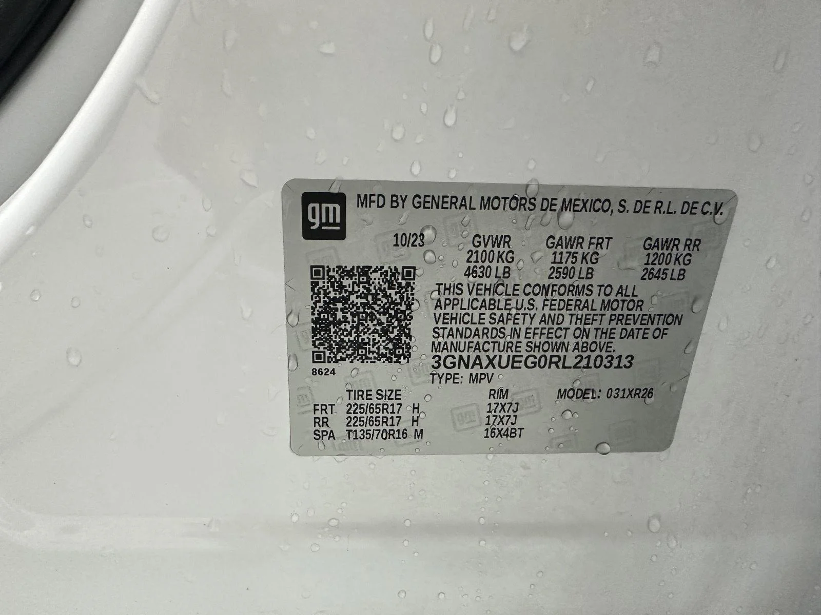 Used 2024 Summit White Chevrolet LT image 31