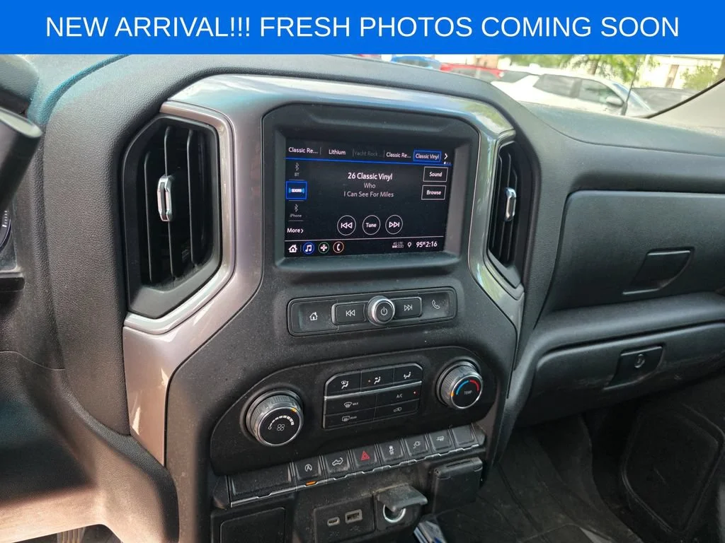 Used 2021 SUMMIT WHITE Chevrolet Custom image 8