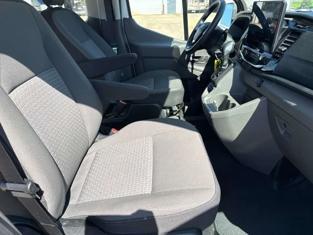 Used 2024 White Ford XLT image 17