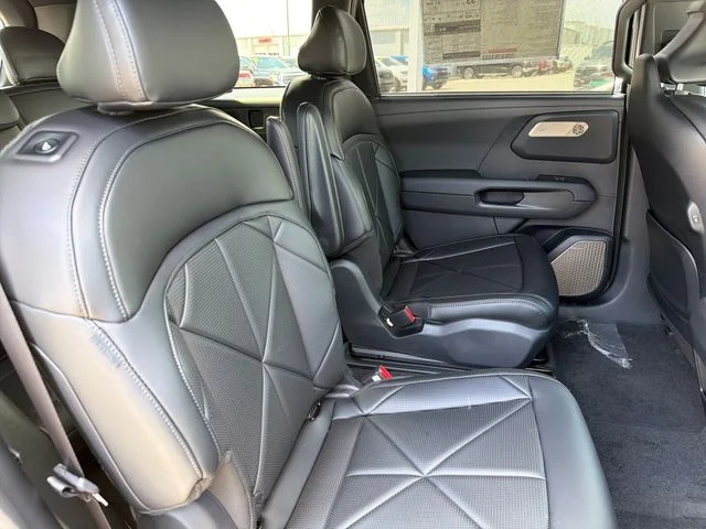 New 2027 Gray Kia SX image 22