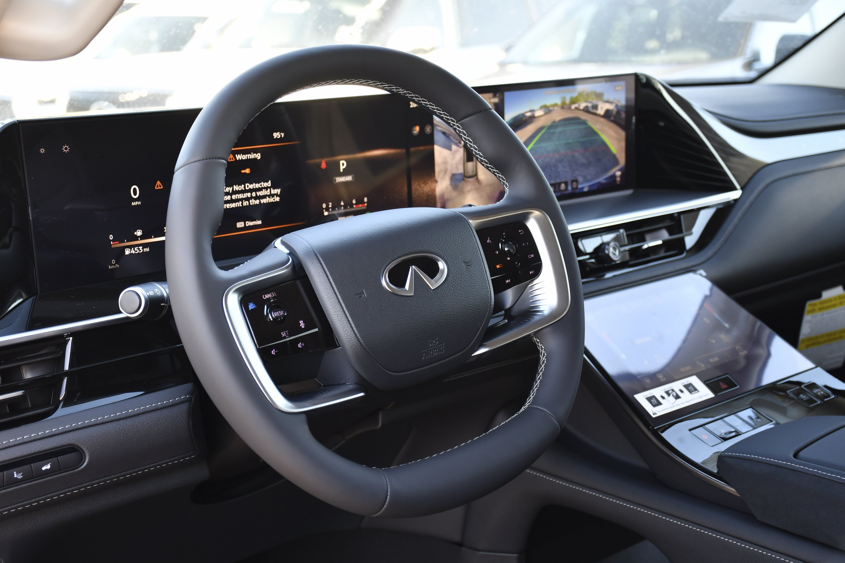 New 2027 BLACK OBSIDIAN INFINITI Luxe 4WD image 22