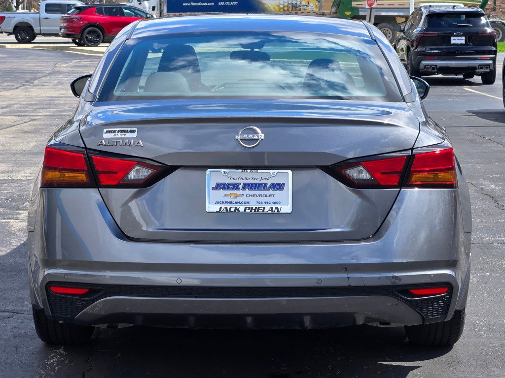 2024 Nissan Altima S - Photo 12