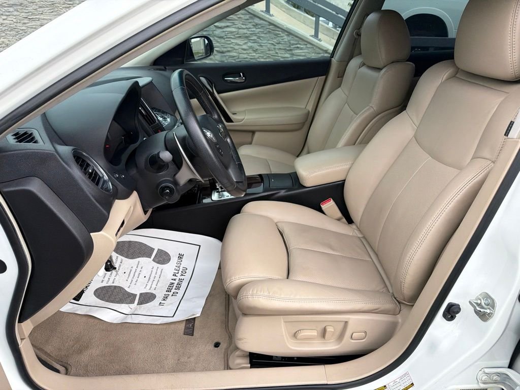 Used 2012 White Nissan 3.5 SV image 10