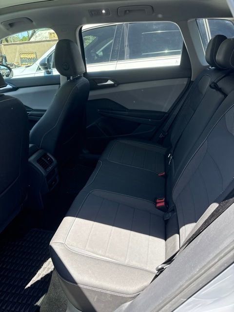 Used 2023 Pure Gray w/Black Roof Volkswagen SE image 4