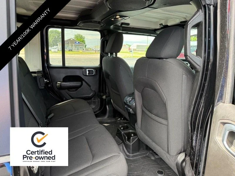 Used 2023 Black Jeep Sport S image 11