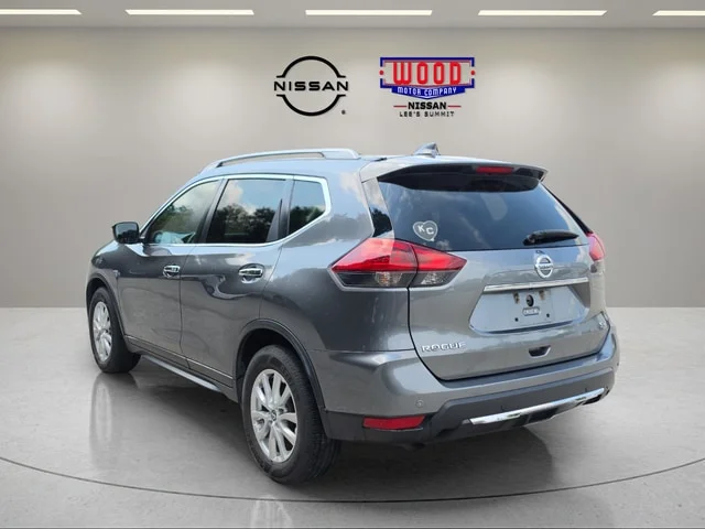Used 2019 Gun Metallic Nissan SV image 4