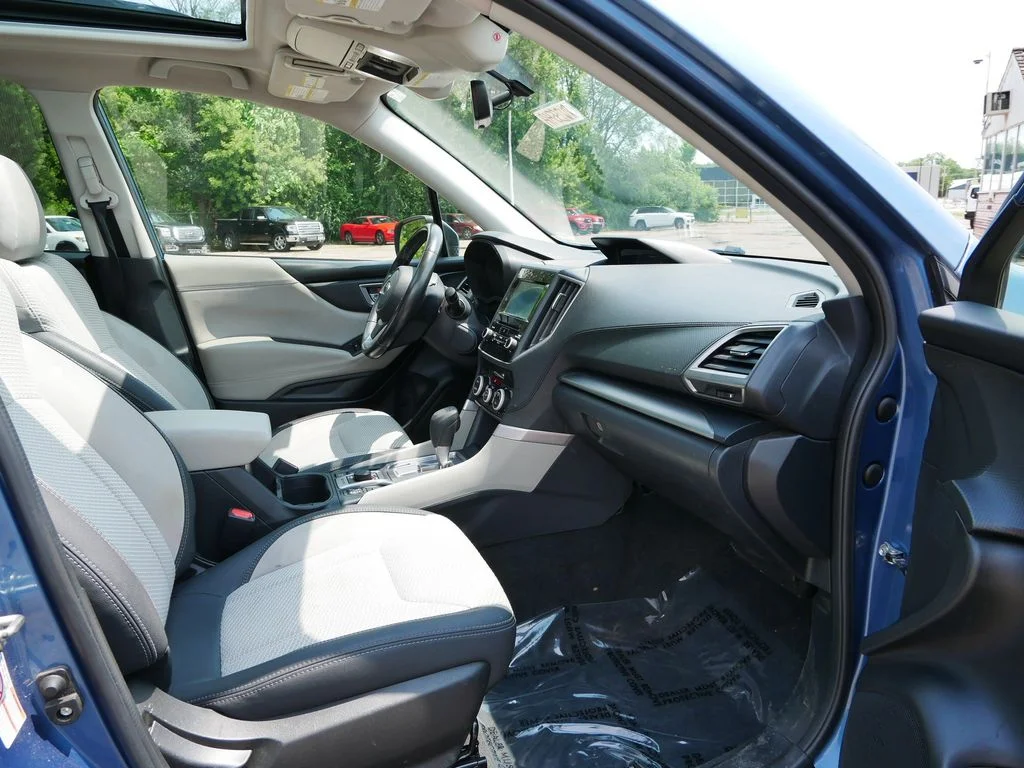 Certified Used 2020 Blue Subaru Premium image 8