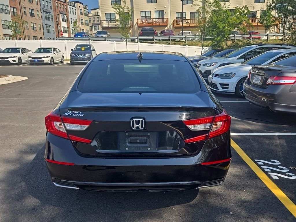 Used 2020 Crystal Black Pearl Honda LX image 6
