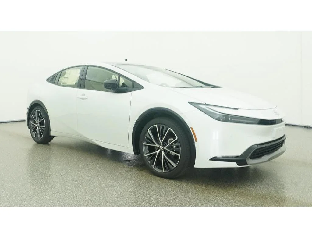 New 2027 Wind Chill Pearl Toyota XLE image 29