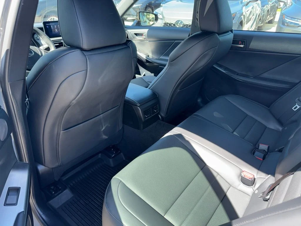 Certified Used 2024  Lexus 500 F SPORT Performance Premium image 13