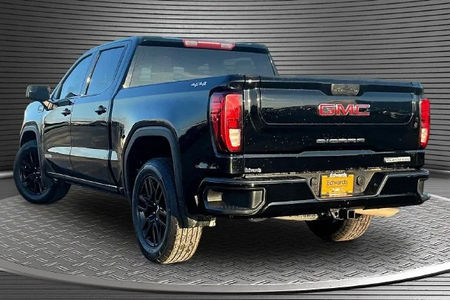 Used 2022 Black GMC Elevation image 4