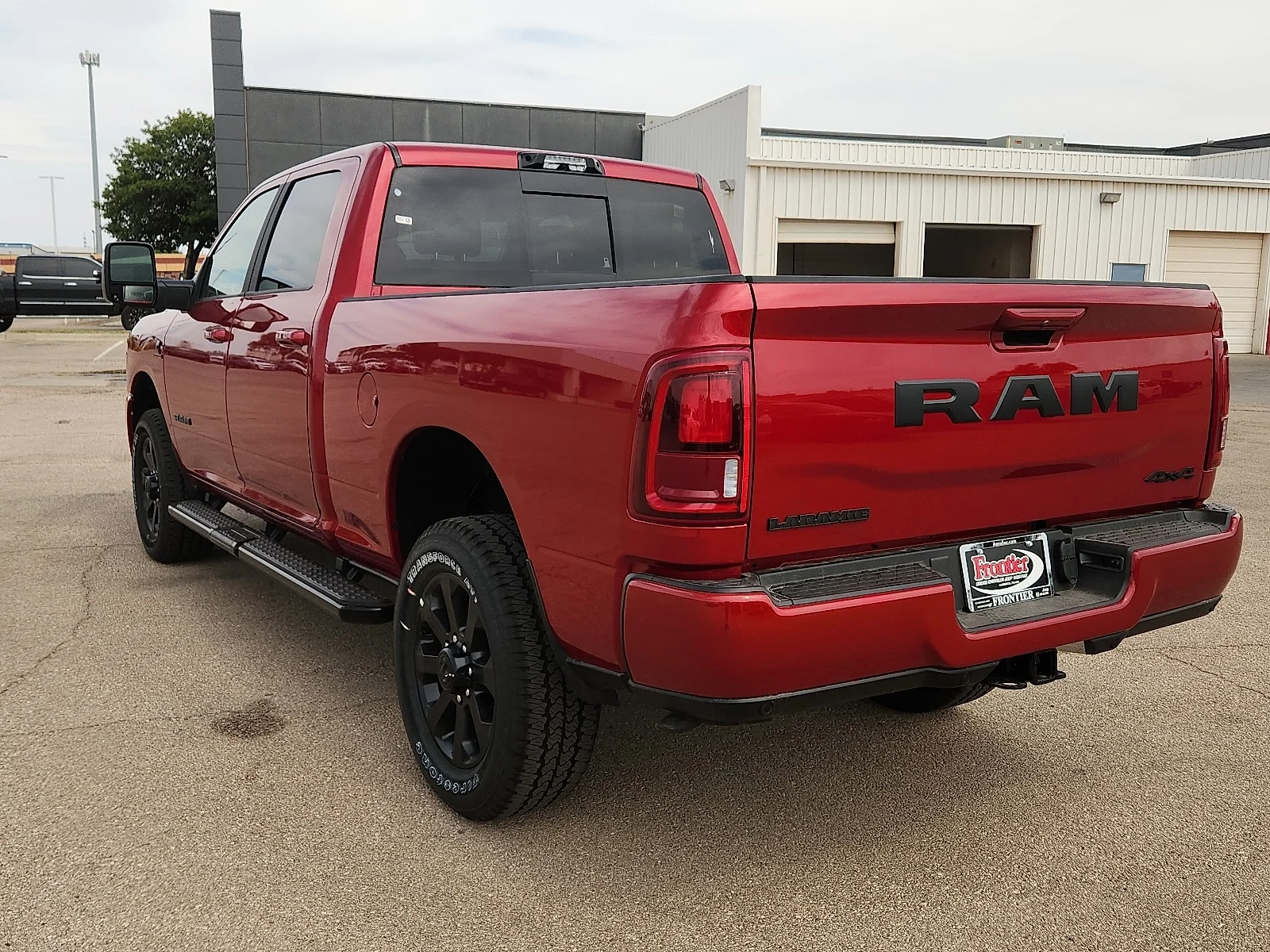 New 2027 Molten Red Pearl-Coat  Paint Ram LARAMIE CREW CAB 4X4 6