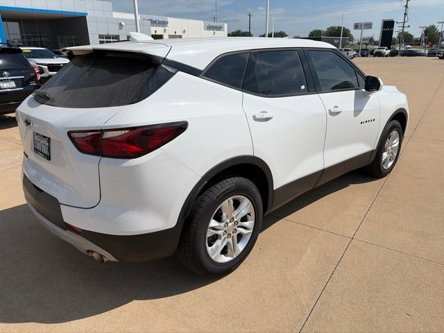 Used 2022 SUMMIT WHITE Chevrolet LT image 11