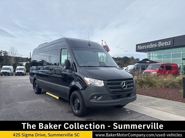 2026 Mercedes-Benz Sprinter 2500 Passenger 170 WB